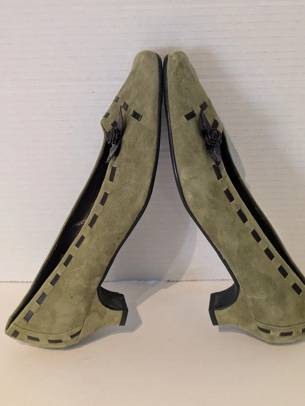 Van Eli Green Suede Pumps Sz. 10M